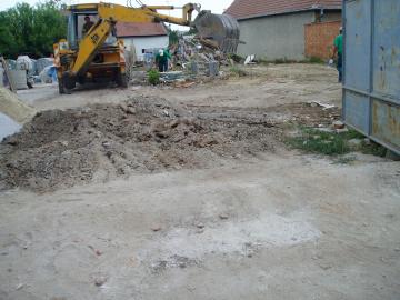 Zeleň v centre obce Zeleň v centre obce