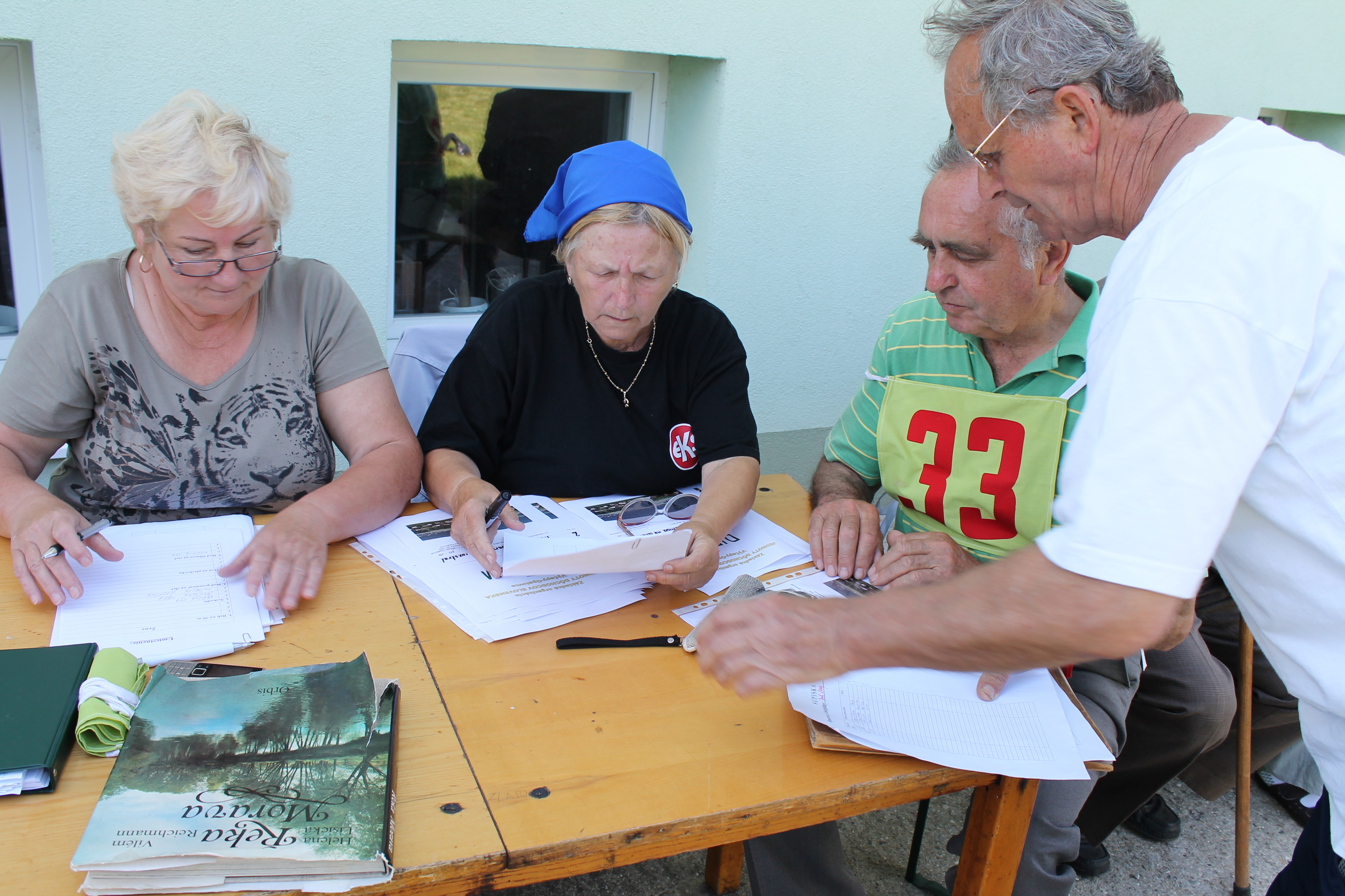 Fotogaléria Športové popoludnie seniorov 2013 (12) Športové popoludnie seniorov 2013