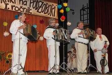 Heligonkári na Podzoborí Heligonkári na Podzoborí