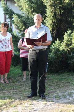 Starosta pri pomníku padlých hrdinov Starosta pri pomníku padlých hrdinov