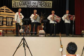 Podzoborskí heligonkári a Marián Šišovský Podzoborskí heligonkári a Marián Šišovský