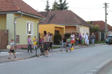 Lampiónový sprievod Lampiónový sprievod